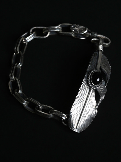 헬도라도_ Feather with Onyx Chain Bracelet